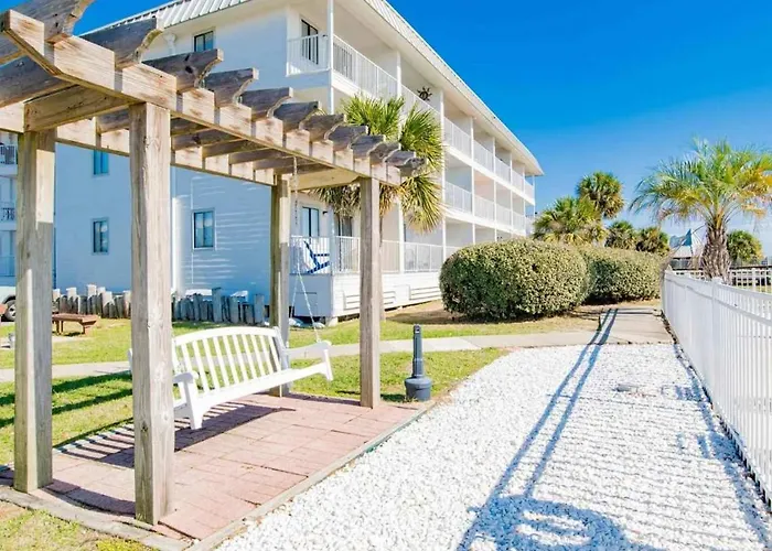 Salty Dune 2br W Pools