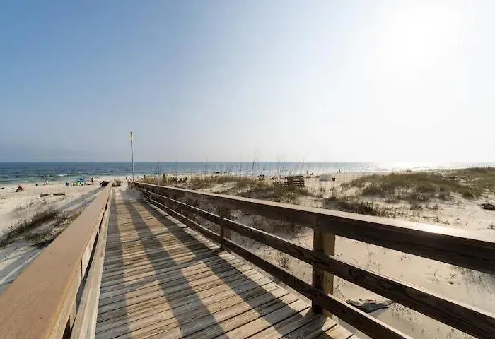 Salty Dune 2br W Pools